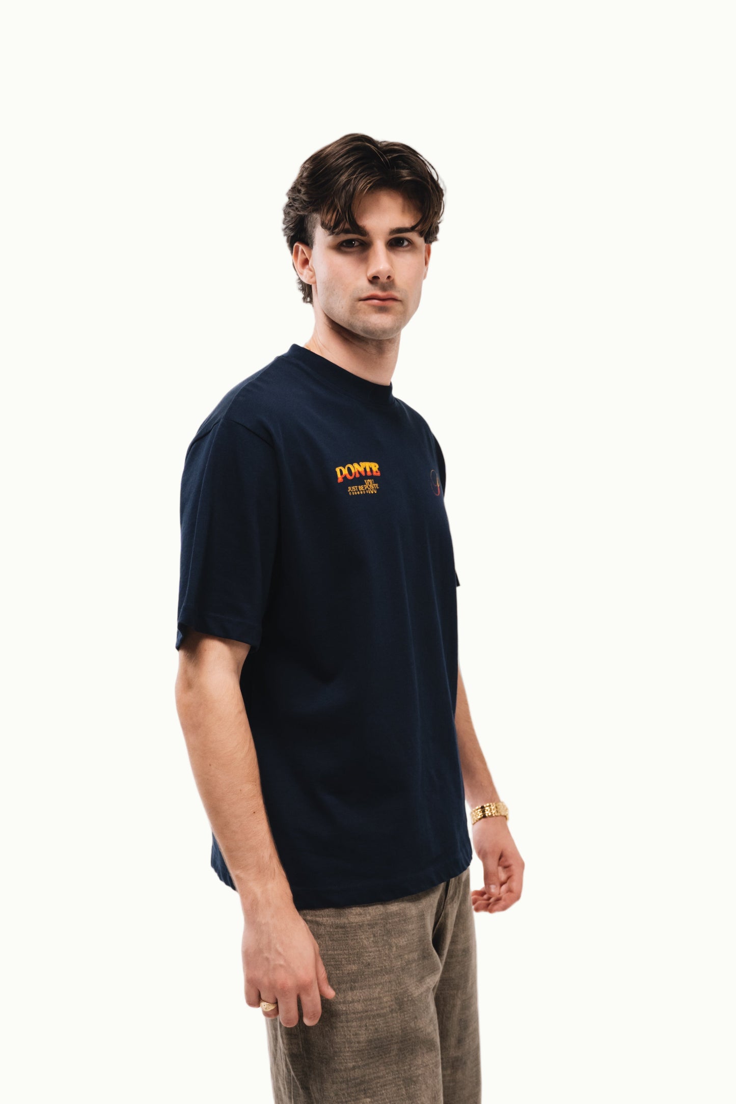 Camiseta Late Hours Elegance